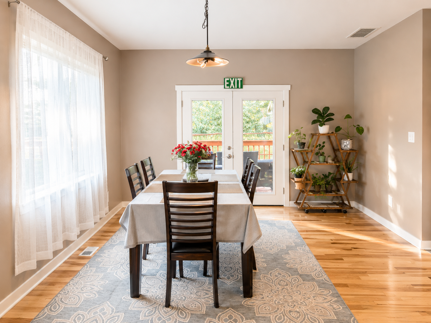 Bright dining room for home style meals at Lake Meridian Adult Family Home in Kent Washington.